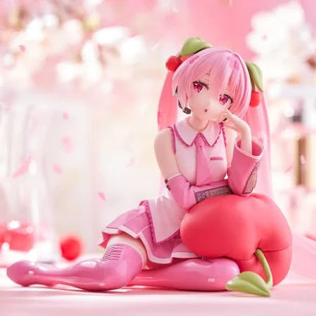 Hatsune Miku - Sakura Miku Desktop Cute Figure (Cherry Cushion Ver.)